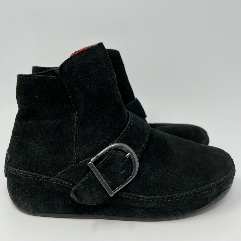 FitFlop Suede Bootie